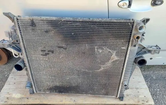 Volvo XC90 Radiator set 876744P
