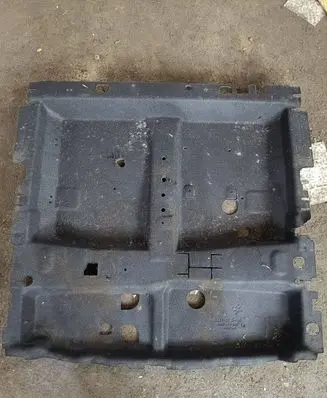 Audi Q7 4M Trunk bottom trim panel 4m8663697