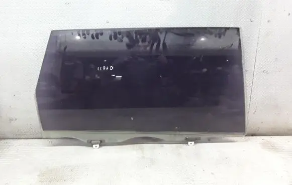 Toyota Avensis Verso Rear door window glass