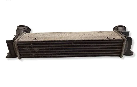BMW 3 E90 E91 Intercooler air channel guide 7798788 2705080758 2290099