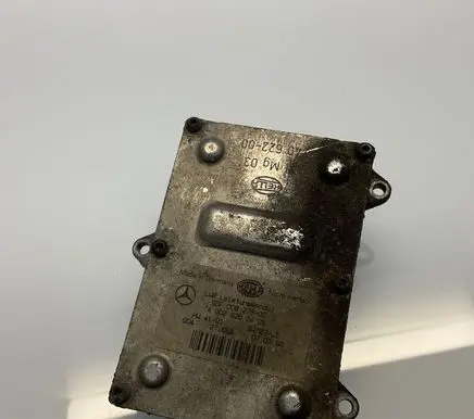 Mercedes-Benz E W211 Headlight ballast module Xenon A0028202426 5DF00827900 0028202426
