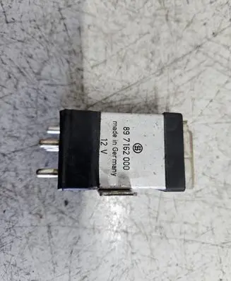 Mercedes-Benz C W202 Other relay 897162000 2015403245