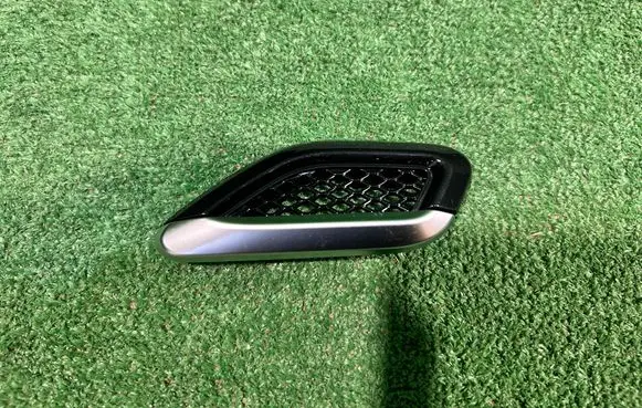 Maserati Grecale Fender grill 670197651