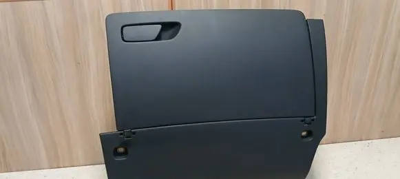 Audi A3 S3 8V Glove box 1104875X T0503978