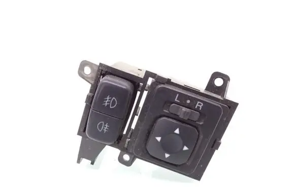 Wing mirror switch