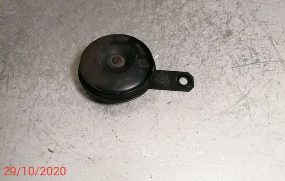 Toyota Prius (XW30) Horn signal 8652002140