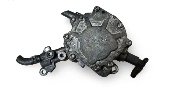 Skoda Octavia Mk2 (1Z) Fuel injection high pressure pump 038145209Q