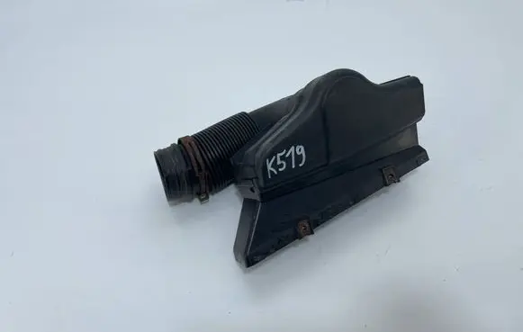 Audi Q3 8U Air intake duct part 1KD805962 8U0129618C