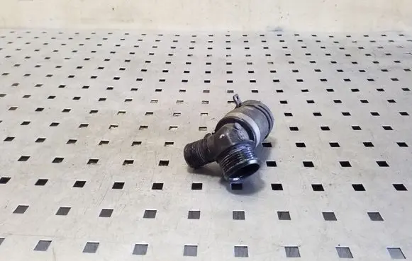 Mini Cooper Countryman R60 Engine coolant pipe/hose 15364210