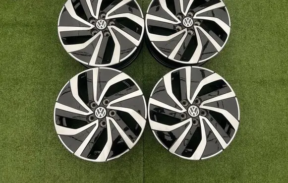 Volkswagen Polo VI R15 alloy rim 2G0601025AS