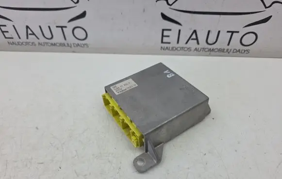 Mazda 3 I Airbag control unit/module GJ6A57K30C 3326259 4G23A
