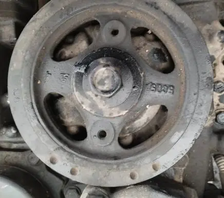 Toyota Avensis T250 Crankshaft pulley