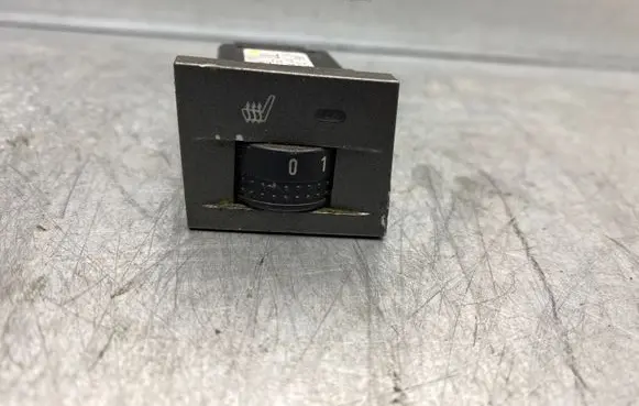 Opel Vectra C Seat heating switch 1162 24441254 32429801
