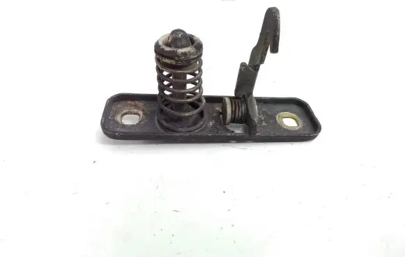 Volkswagen Golf II Engine bonnet/hood lock/latch loop/hook 191823507