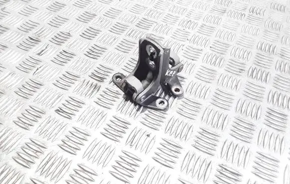 Front door hinge set
