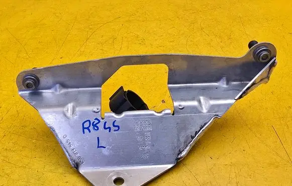 Audi R8 4S Air filter cleaner box bracket assembly 4S0813545D