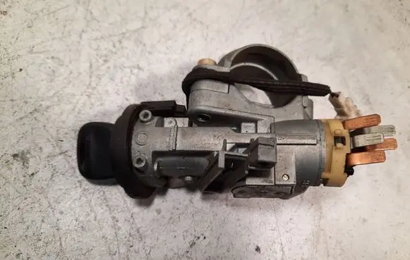 Mitsubishi Colt Ignition lock SLM5