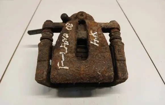 Land Rover Freelander 2 - LR2 Rear brake caliper