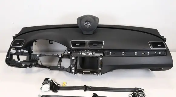 Volkswagen PASSAT CC Dashboard 3C1857009 3C1857706R 3C1857705P