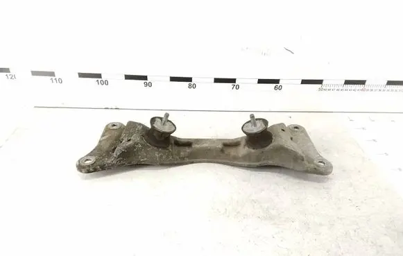 BMW X1 E84 Gearbox mounting bracket 60572910