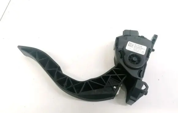 Audi A8 S8 D4 4H Accelerator throttle pedal 8K1723523A 6PV00950521