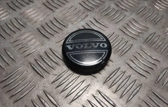 Volvo S60 Original wheel cap 8646379 112501