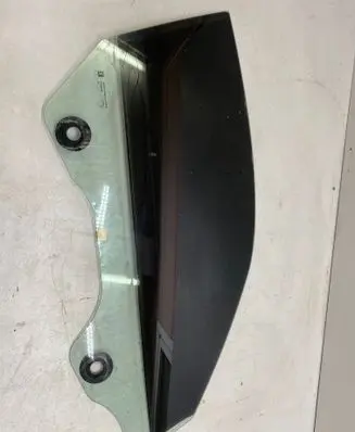 Porsche 911 991 Front door window/glass (coupe) 99154251202 P51125