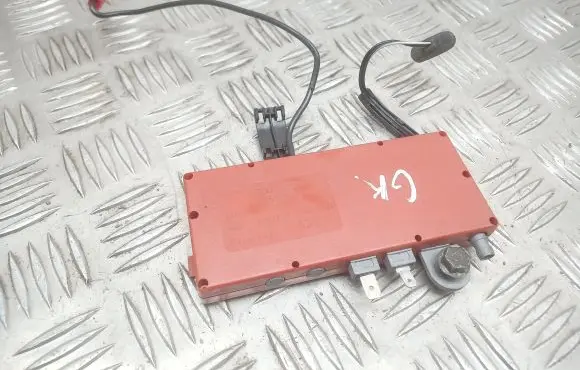 Antenna control unit