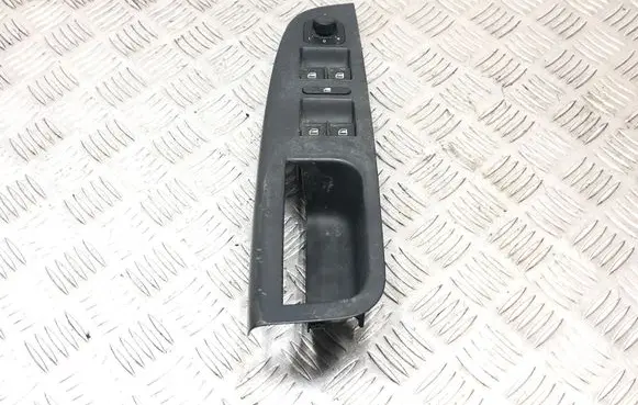 Volkswagen Jetta V Electric window control switch 1K4868050B BG1