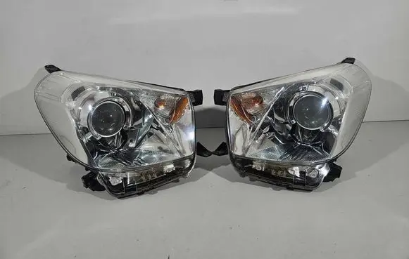 Toyota iQ Headlights/headlamps set 103419012249