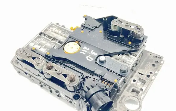 Mercedes-Benz E AMG W211 Gearbox control unit/module 1402701161 R2112770101