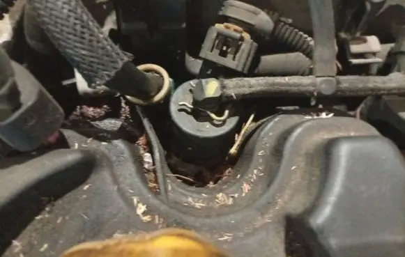 Opel Astra H Fuel injector 0445110165