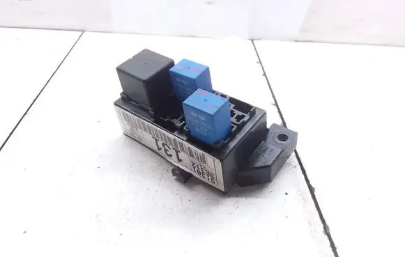 KIA Sorento Fuse module 913013E312 L71227