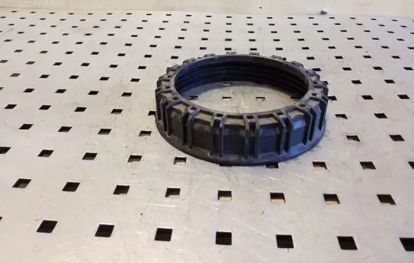 Hyundai Santa Fe In tank fuel pump screw locking ring/nut 