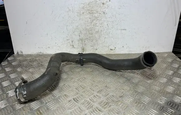 Peugeot 5008 II Intercooler hose/pipe