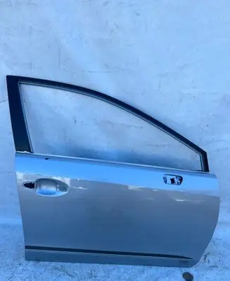 Subaru XV I Front door