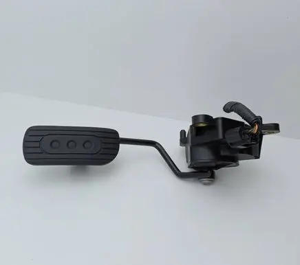 Nissan Note (E11) Accelerator throttle pedal 18002AX700