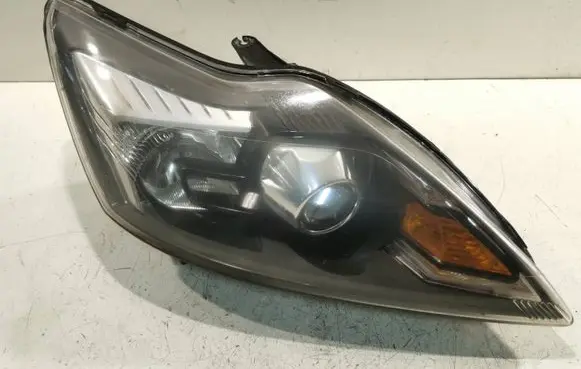 Ford Focus Headlight/headlamp 8M5113D154CE 11802 0097R0000