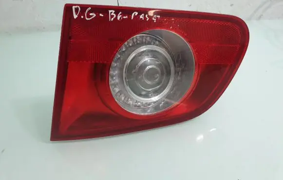 Volkswagen PASSAT B6 Tailgate rear/tail lights 3C9945094