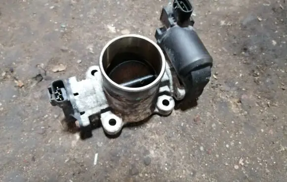 Toyota Corolla Verso AR10 Throttle valve