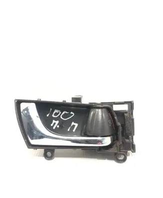Subaru Legacy Front door interior handle