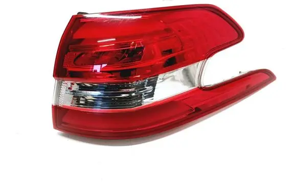 Peugeot 308 Rear/tail lights 9678093880