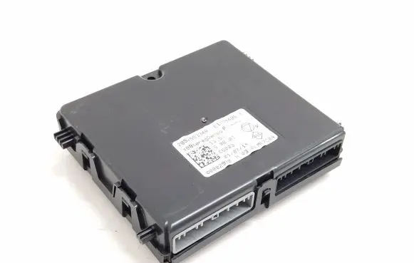 Renault Clio IV Other control units/modules 285255334R 00002990 E1079488E