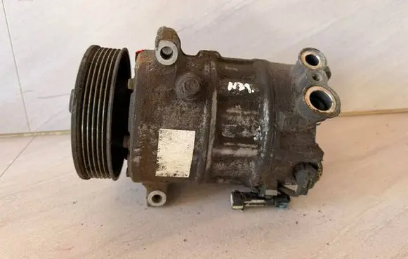 Opel Insignia A Air conditioning (A/C) compressor (pump) 