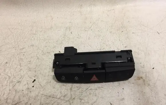 Opel Insignia A Hazard light switch 13324594