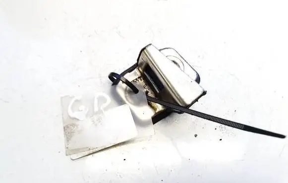 Audi A4 S4 B5 8D Rear door lock loop/hook striker 