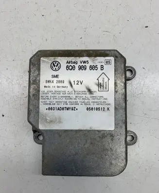 Volkswagen PASSAT B5.5 Airbag control unit/module 6Q0909605B 5WK42869