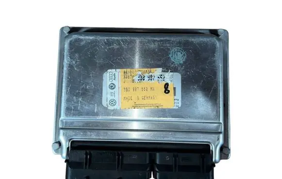Audi A6 S6 C5 4B Engine control unit/module 3B0907552 3B0997552MX