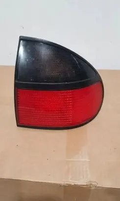 Renault Laguna I Rear/tail lights 7700820051