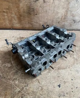 Volkswagen Golf IV Engine head 038103373R